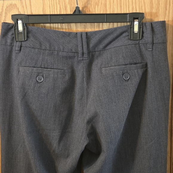 Daisy Fuentes Gray Flared Pants 4 Pockets Zip Button Closure Women size 2 (XS) - Picture 10 of 16